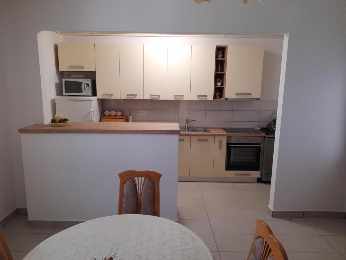 Apartment Apartman Lipa